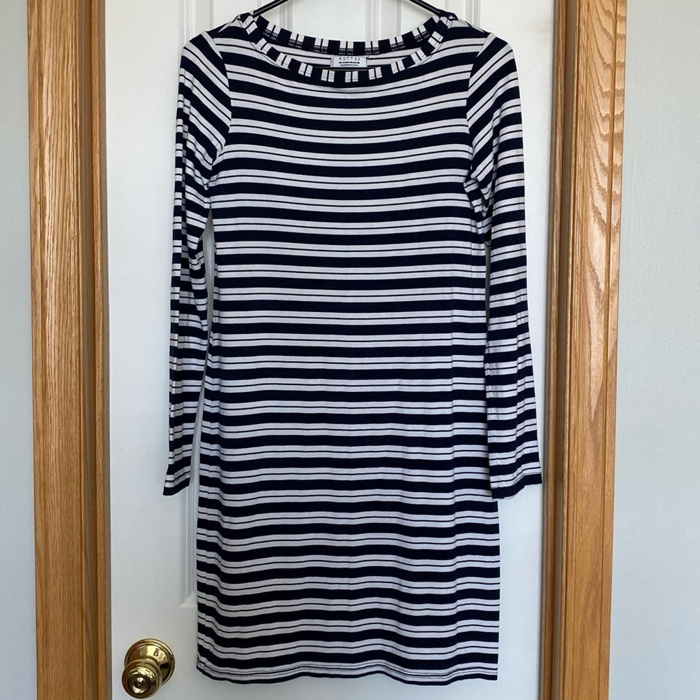 Mott 50 Hvar Dress Striped SPF 50 Sun Protective Long Sleeve Dress Size Medium